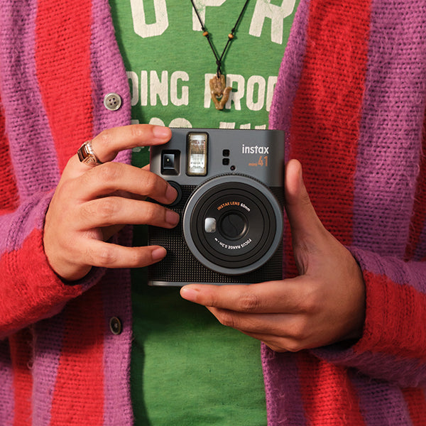 Câmera Instantânea Fujifilm instax mini 41™ Preta